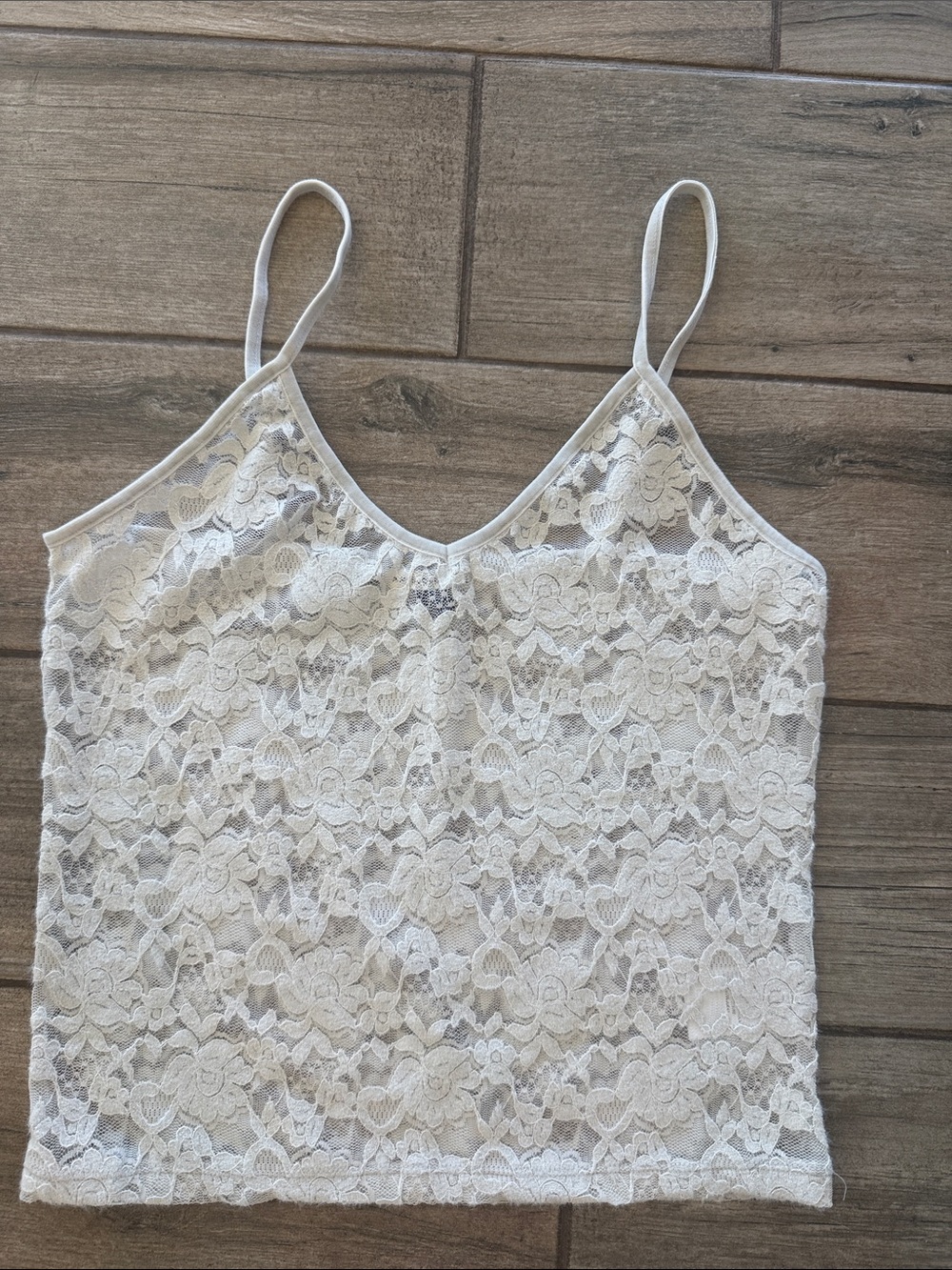 American Eagle Outfitters Stretch Gray Lace Camisole